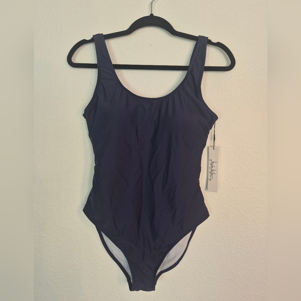 Nicole Miller Studio Navy Scoop One-Piece Swimsuit. Size M. NWT
